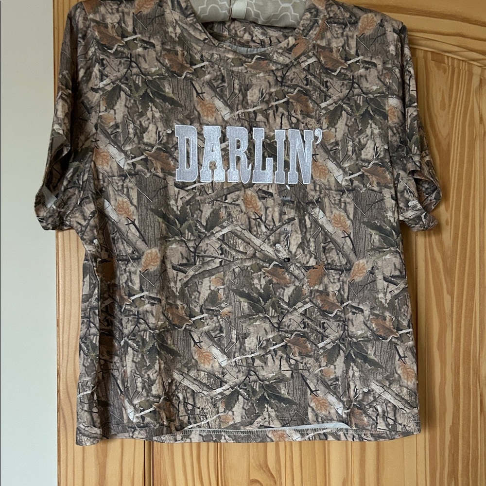 Goodie Two Sleeves Darlin' Camouflage Women's Short Sleeve Tee
